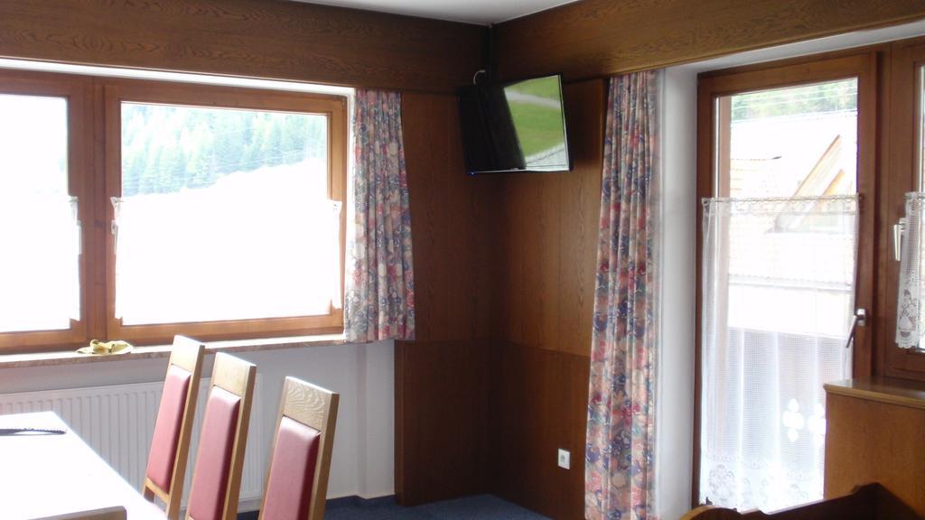 Alpenheim Mathias Apartment Solden Room photo